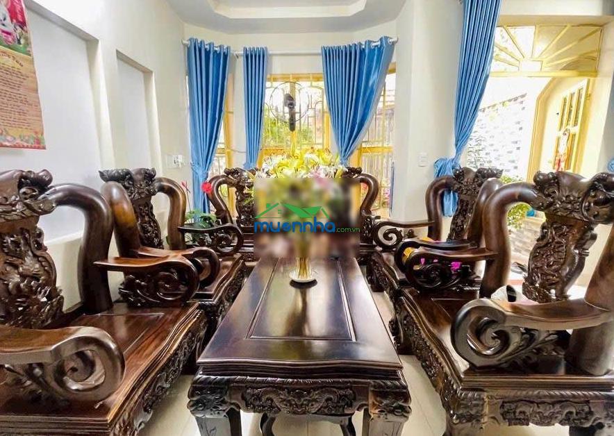 Sát mặt tiền - ngay chợ phạm văn bạch hẻm ô tô - 2 tầng kiên cố - dt 5.4mx18m - vòng xoay tương lai - 2