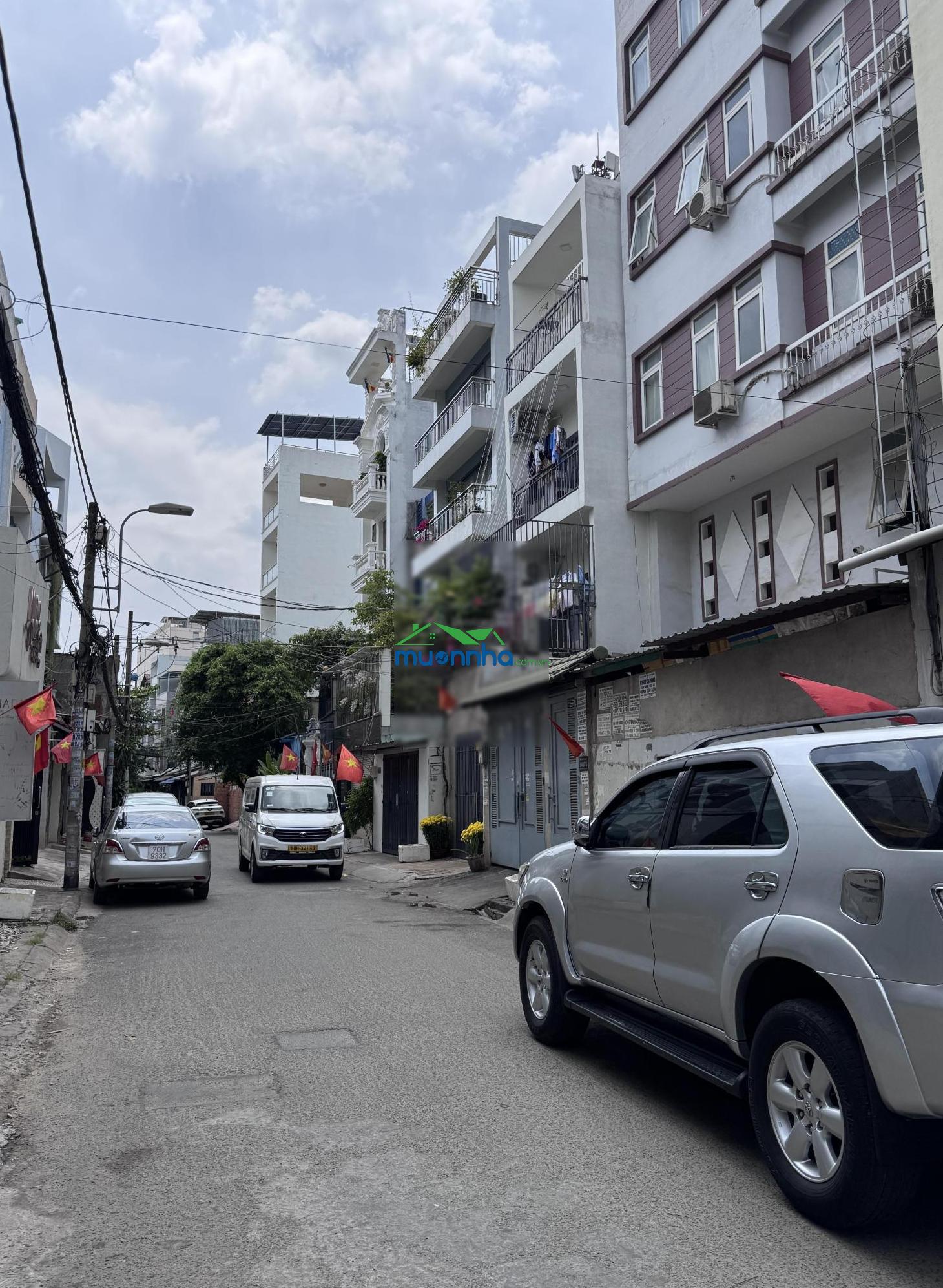 Hot! căn góc khủng 110 m2 - 8m trước nhà - nở hậu - khu cao tầng, giá cực rẻ chỉ 79tr/m2