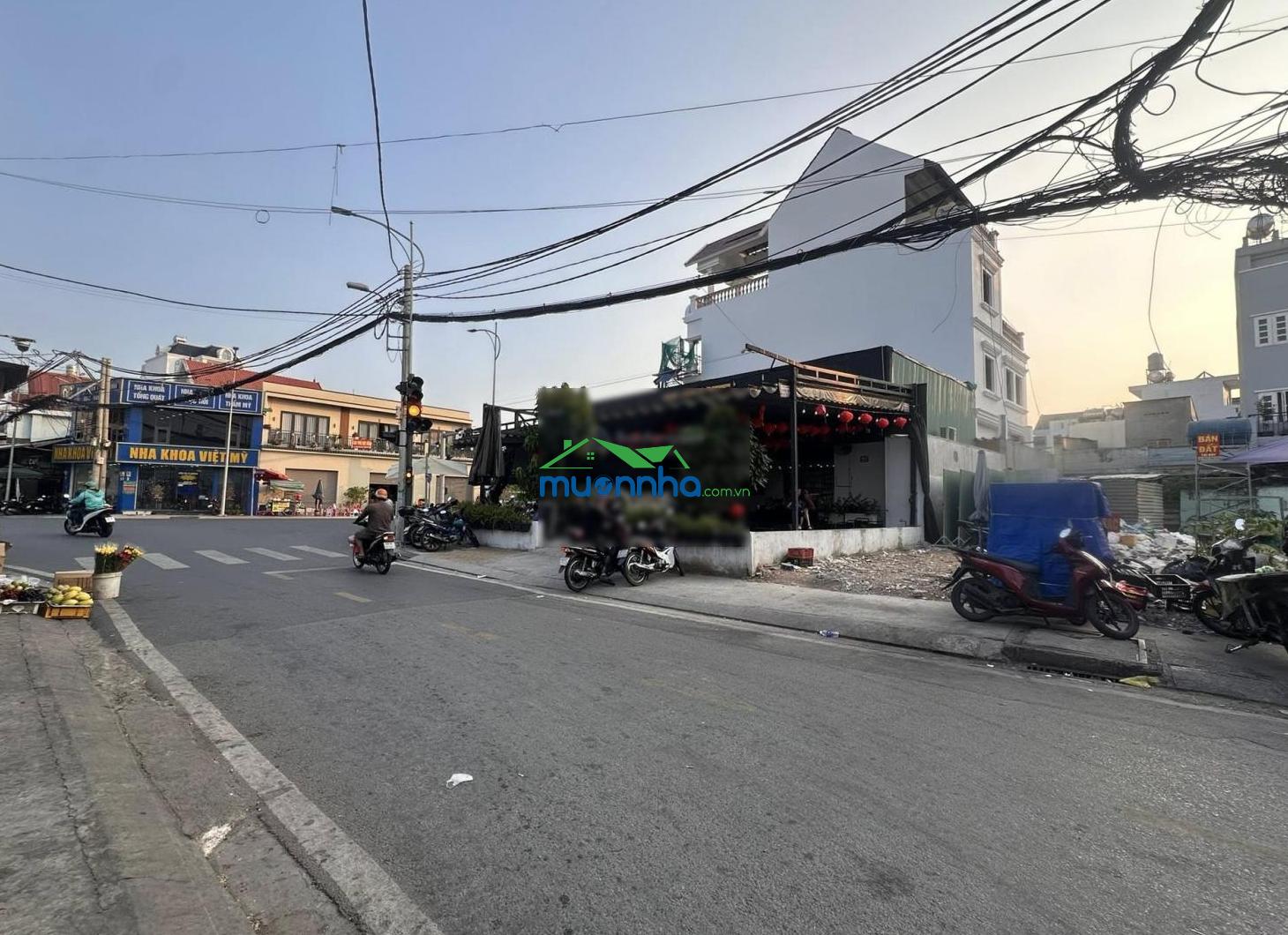 Nhà góc 2mt kinh doanh tốt 7.5x10m ngay chợ gần aeon bình tân - 3