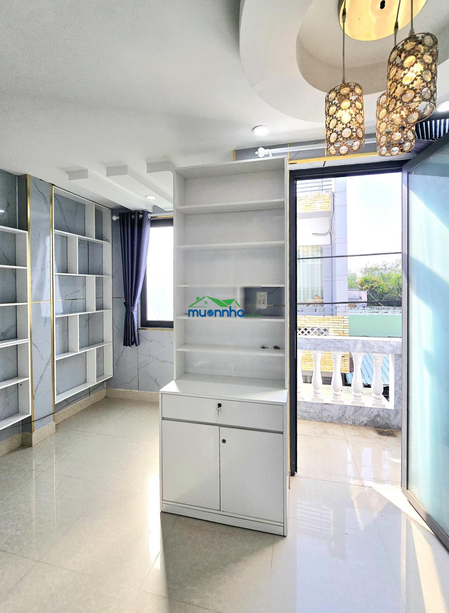 Nhà bán đường trước nhà xe hơi gần phú mỹ hưng quận 7 gần cầu phú xuân