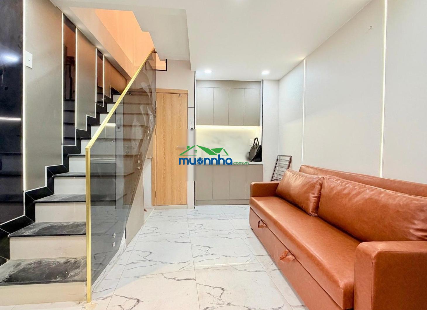 Nhà mới xây đẹp, chuyển đến ở liền - cách mặt đường trần hưng đạo 25m - chỉ 4,5 tỷ.
