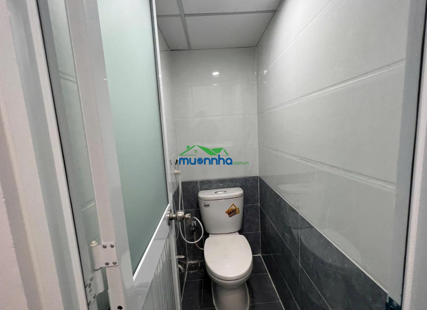 Bán nhà quận 11 hẻm 62 lê đại hành giá 3.3 tỷ - 3