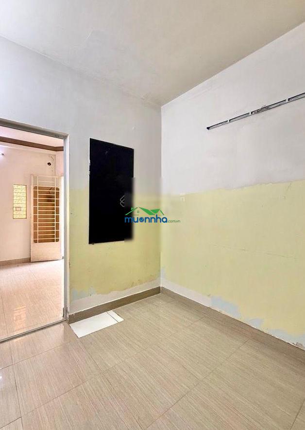Nhà phú nhuận sát hẻm oto phan đình phùng, 42m2, 2 tầng, giáp quận 1, quận 3, giá chỉ 6.95 tỷ