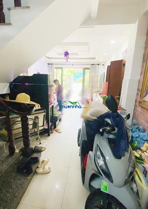 Gò vấp - phạm văn chiêu gần emark - hẻm xe hơi thông - 3 tầng đúc - 68m2(4x17) vuông vức chỉ 7,2tỷ - 2