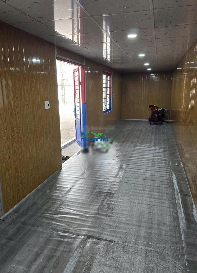 Mb kho bãi 700m2/30 triệu có sẵn 3 pha và 2 container - 2