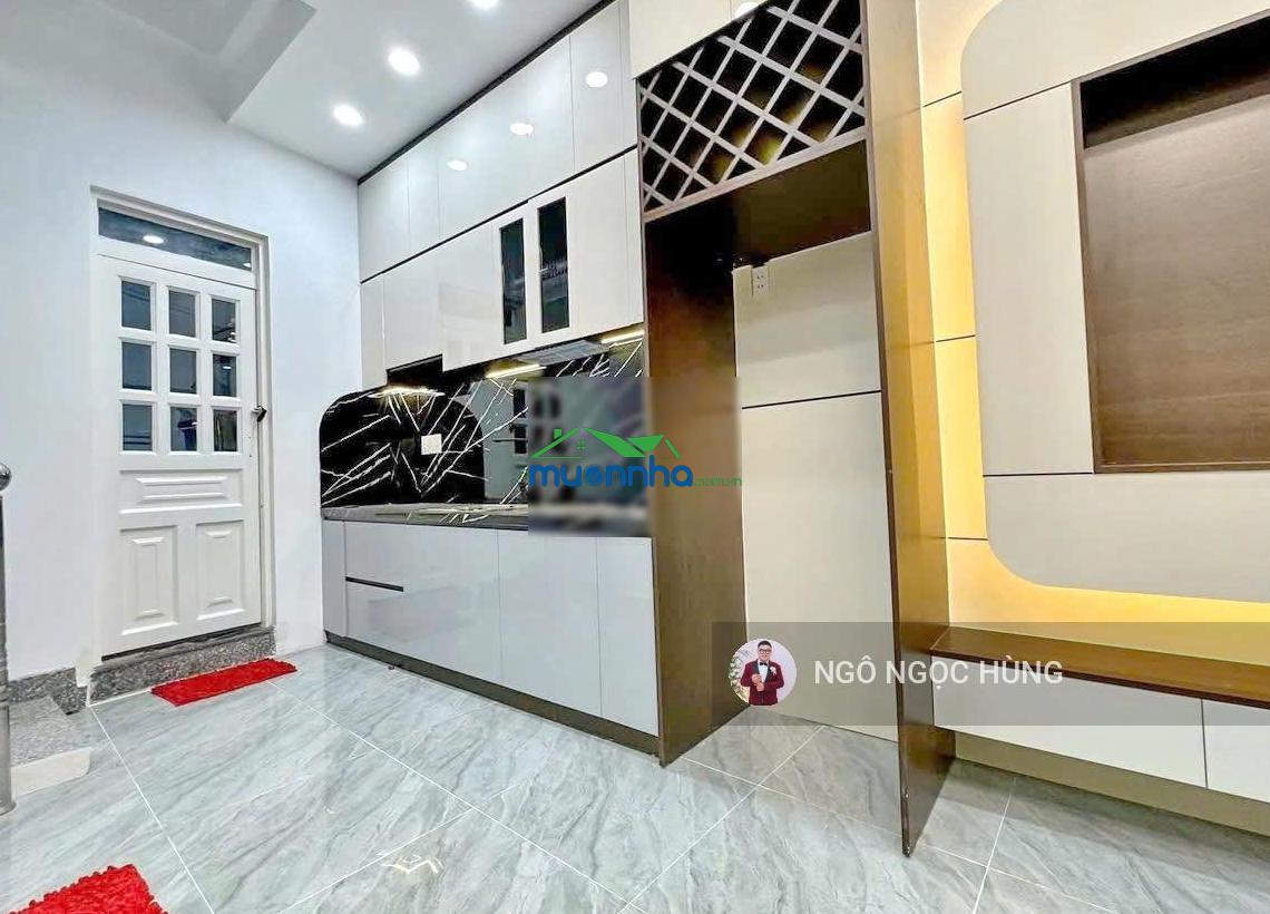 Bán nhà hẻm trần xuân soạn q7 giá bán: 6 . 2 tỷ (thương lượng) dt: 4.4x8 (35m). - 3