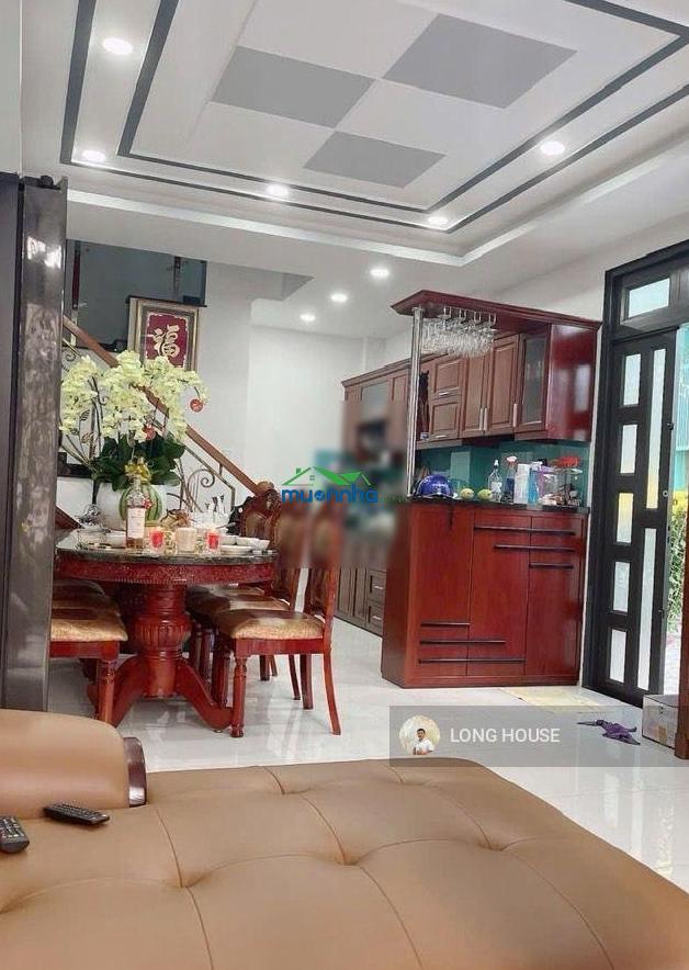 Nhà đẹp 5 tầng, 4 phòng ngủ master siêu rộng - ngay cạnh bên chung cư botanic - nguyễn thượng hiền