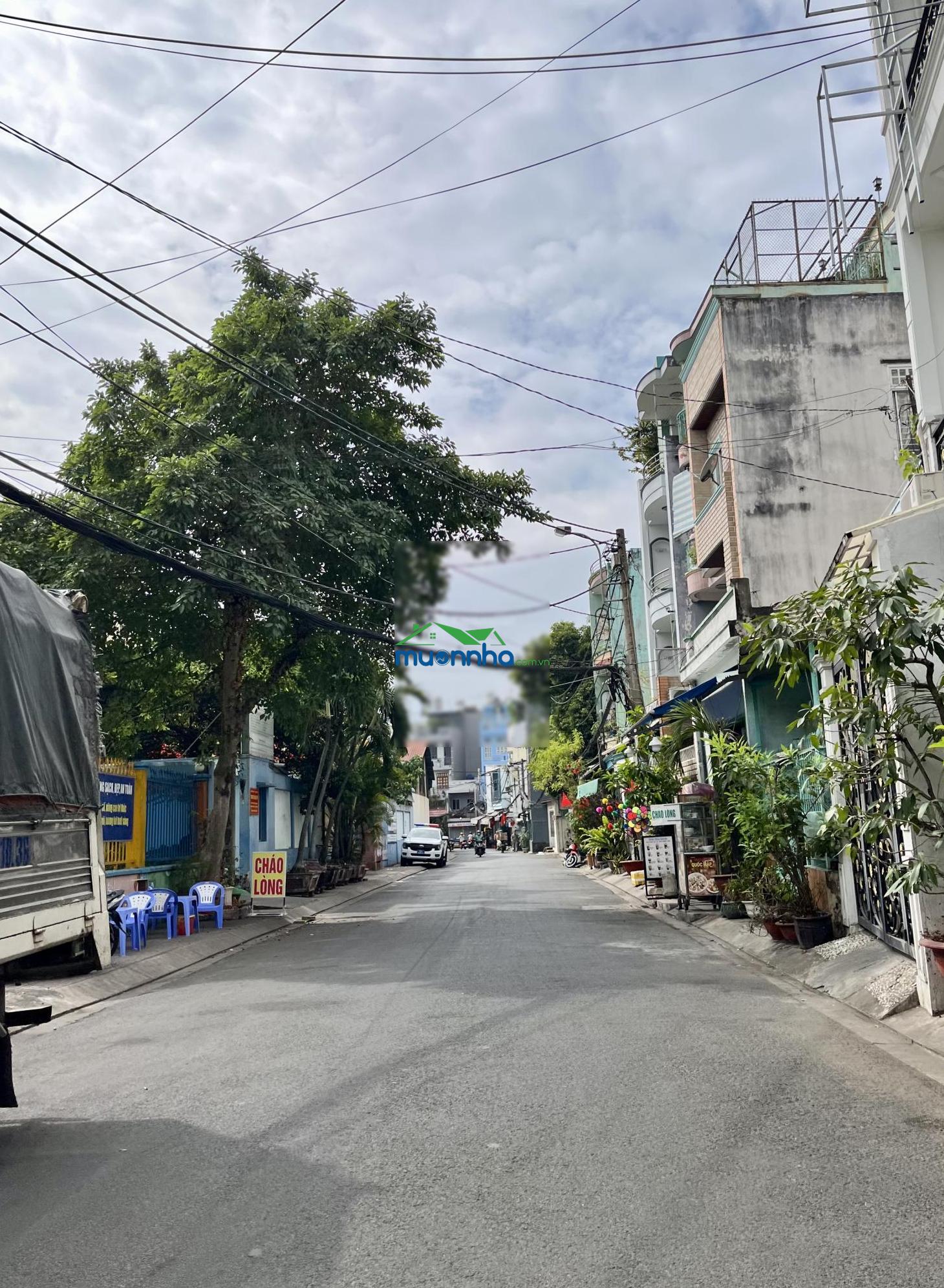 4 x 15m - ngã tư âu cơ lạc long quân - nguyễn thị nhỏ - 3 tầng btct - hxh tới nhà - 6,7 tỷ - 3