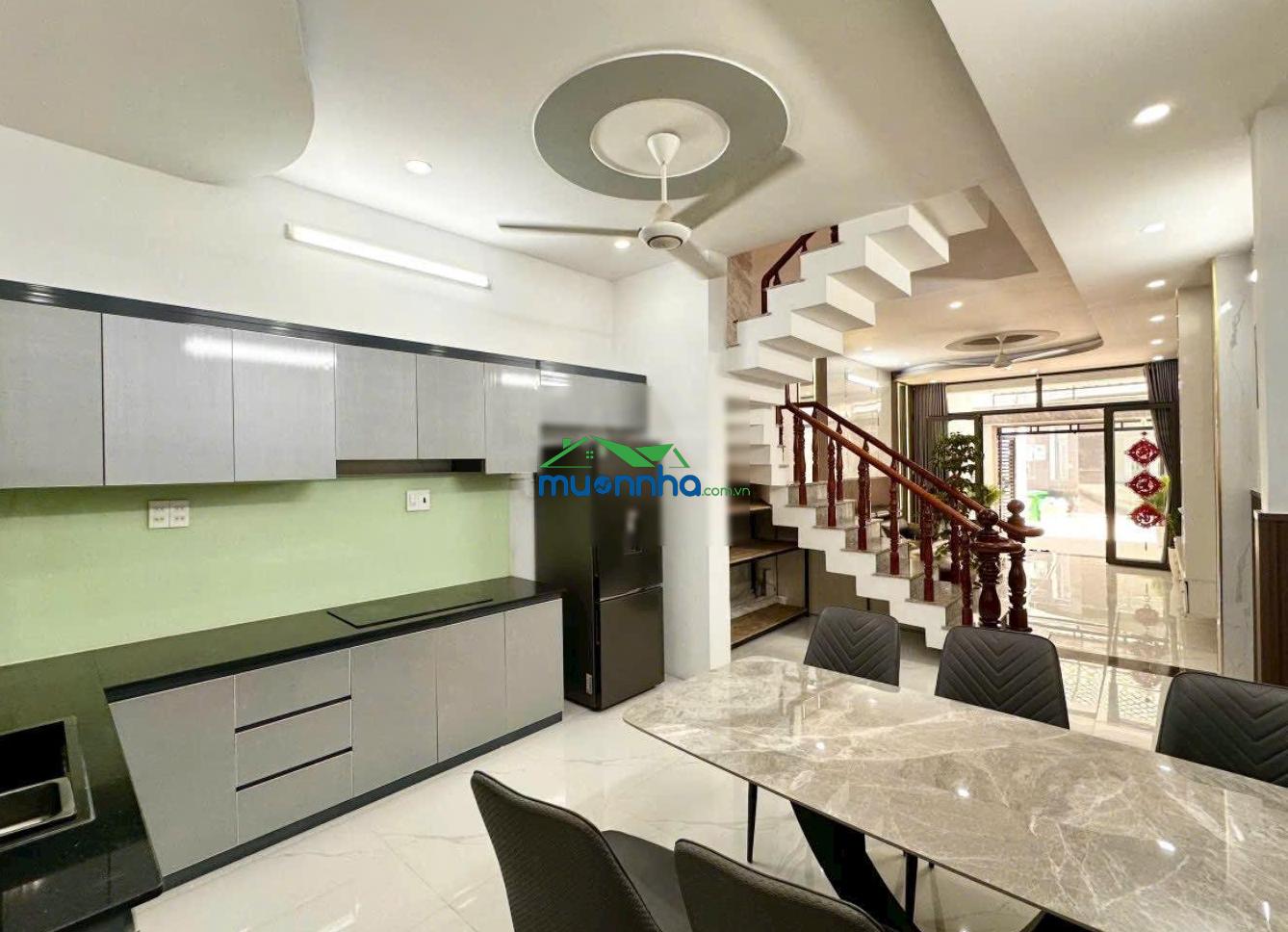 Nhà 1/ tô ngọc vân - ngay khu nhà phố (dt 4 x 19 - 1 trệt 2 lầu 4pn - có sân xe hơi)