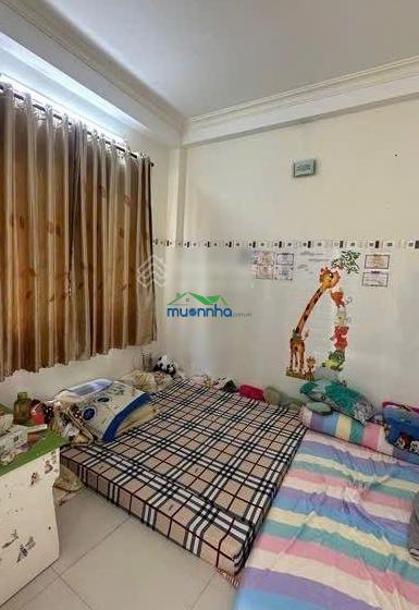 Bán nhà 4 tầng, 35m², quận 4 giá 4,5 tỷ