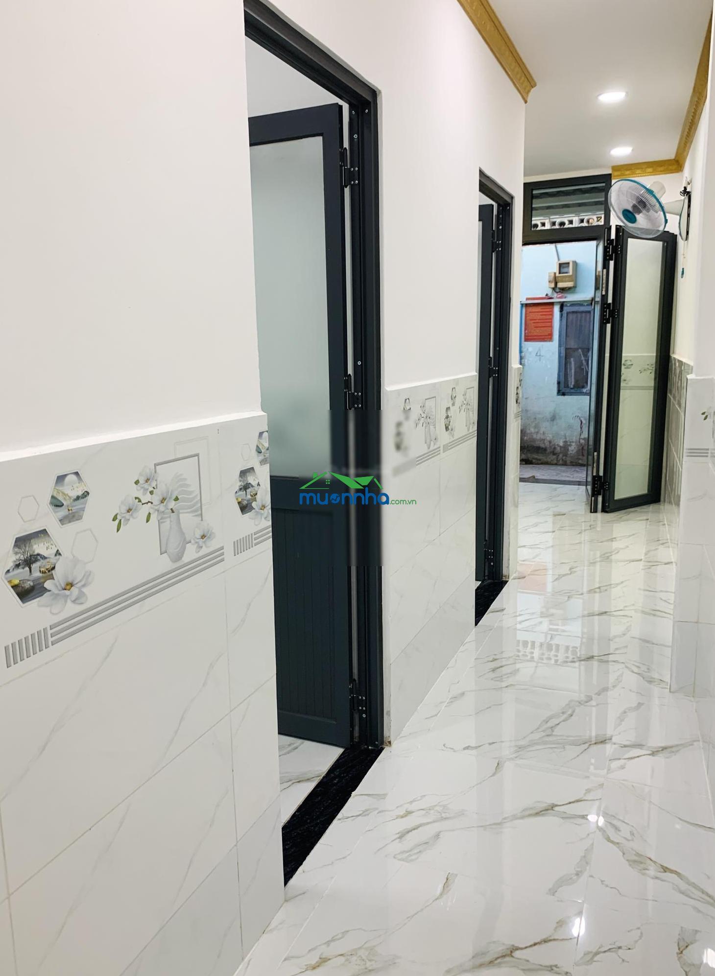 Tôi bán nhà 40 m², nhà cấp 4, (4,5 m x 9 m), tuyệt đẹp, quận 7, giá: 1,4 tỷ - 3