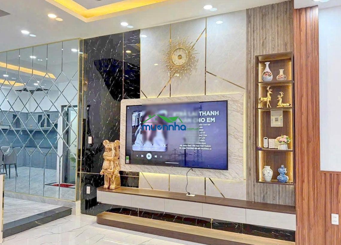 Bán nhà tân hưng - dt: 5m x 13m - 4 tầng 5 phòng ngủ - cạnh bv tân hưng - khu an ninh cao - ko ngập - 2