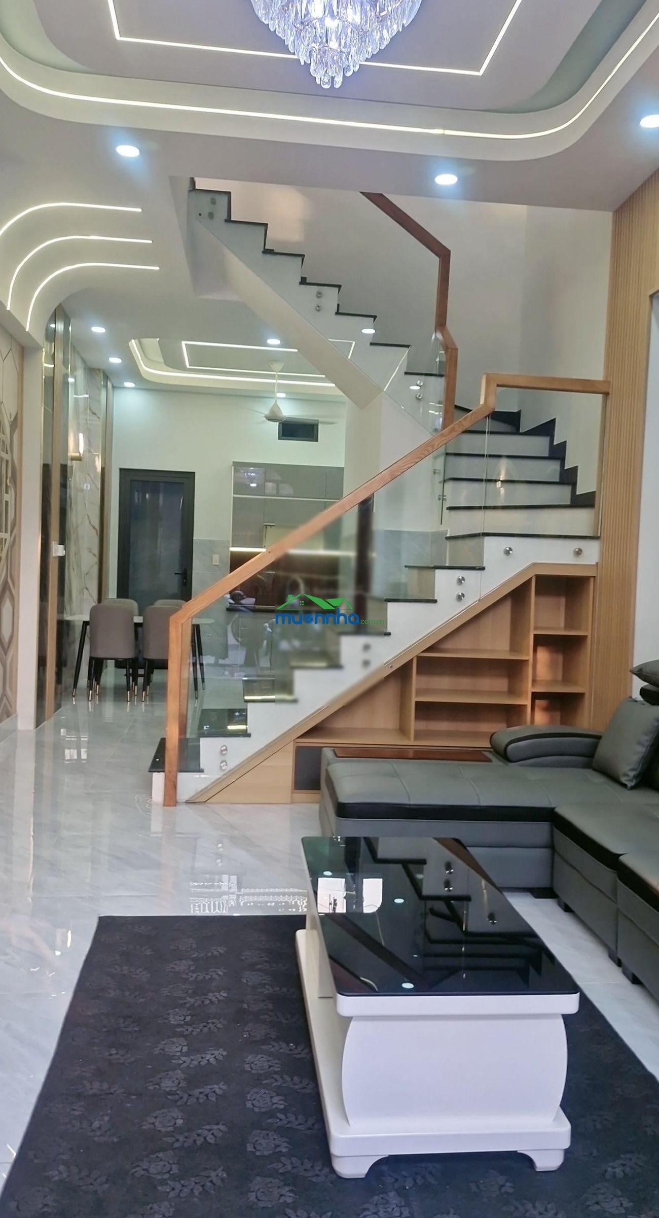 Bán nhà đẹp ở ngay 68 m2, 4 tầng btct, tăng nhơn phú a quận 9, giảm 350tr còn 6,x tỷ xe hơi đỗ cửa - 2