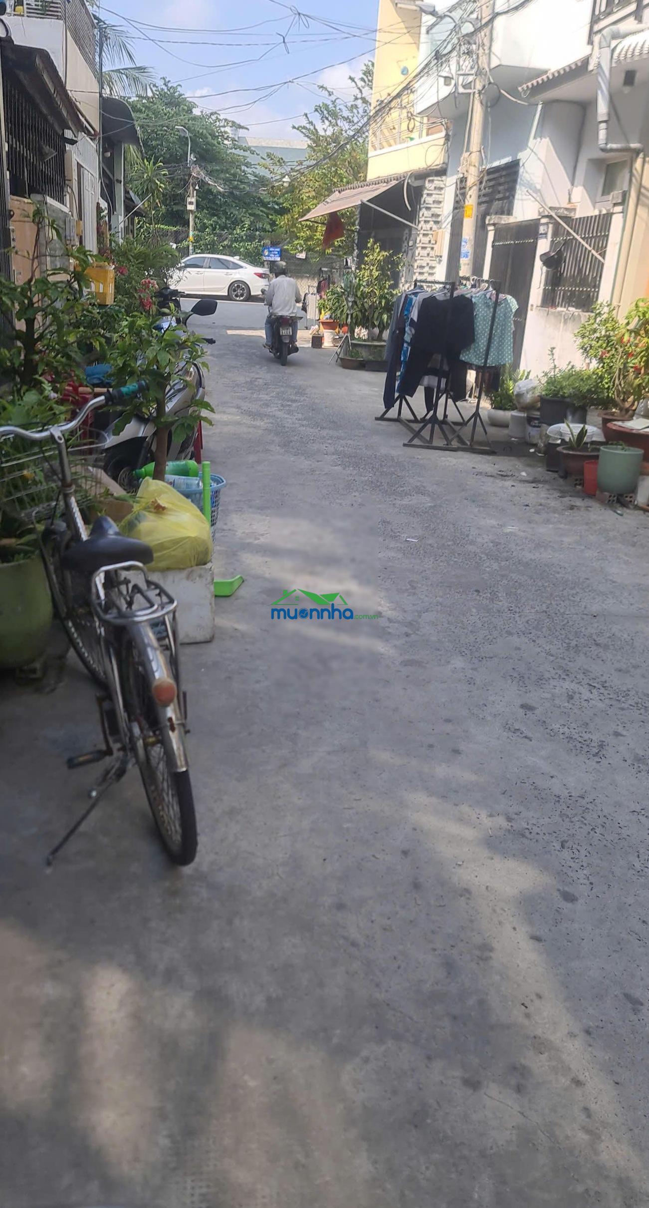 Bán nhà riêng lê văn lương 35,4m2