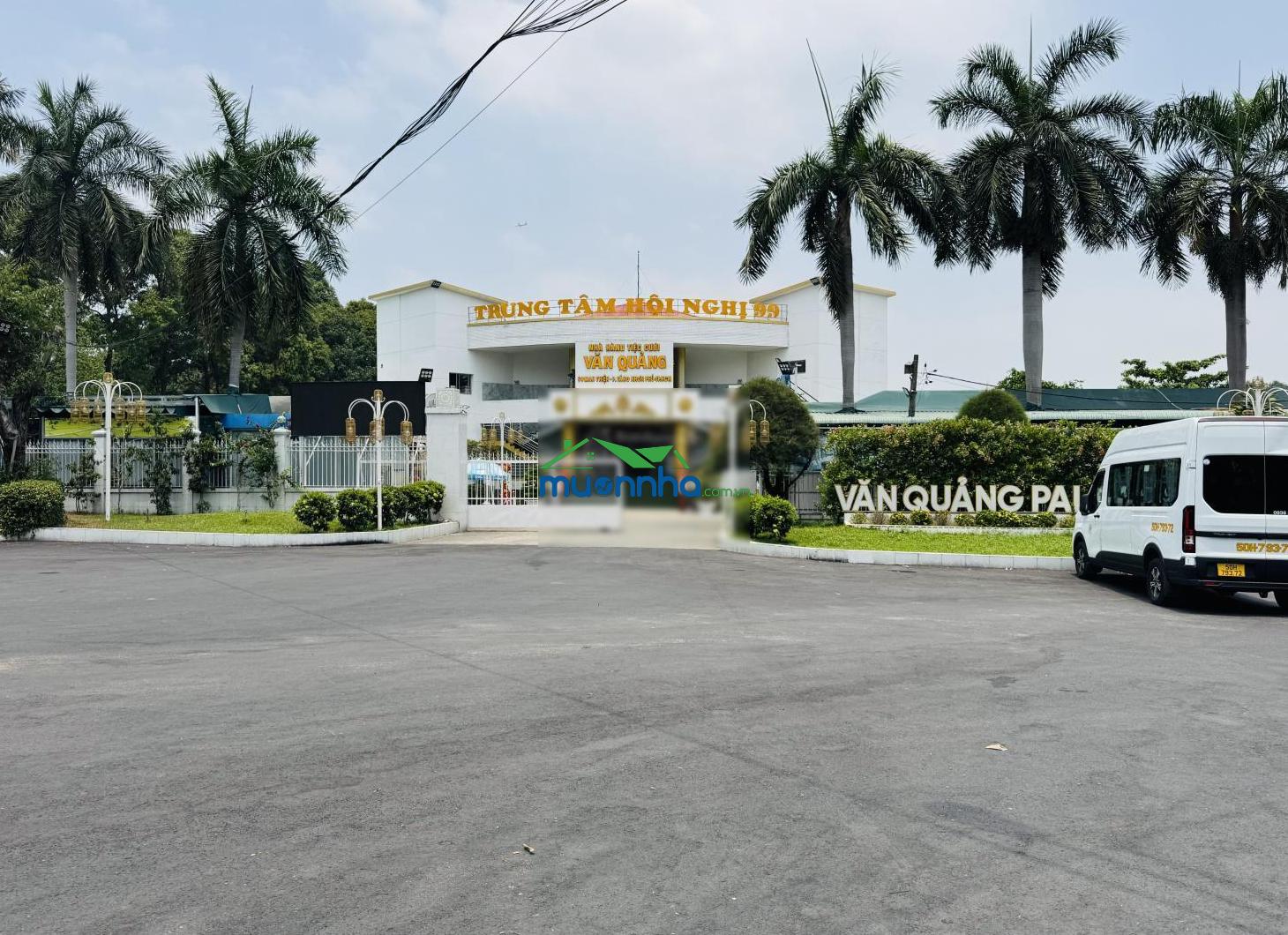 Nhà 4 tầng 2 mặt tiền - thiết kế hiện đại - man thiện - giá 9,75tỷ - 2