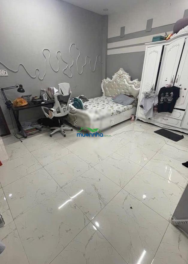 Nhà 3 tầng-dt 5mx18m (90m2)-hẻm xe tải cách 50m ra mặt tiền tân thới nhất q12-sát phan văn hớn