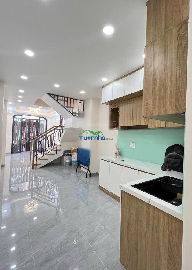 Bán nhà phạm thế hiển sổ riêng giá 2tỷ170tr gần trường đại học kinh tế.đang cho thuê 15tr/tháng. - 2