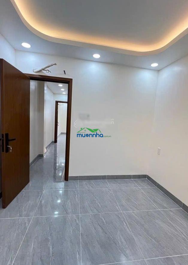 Bán nhà phạm thế hiển sổ riêng giá 2tỷ170tr gần trường đại học kinh tế.đang cho thuê 15tr/tháng.