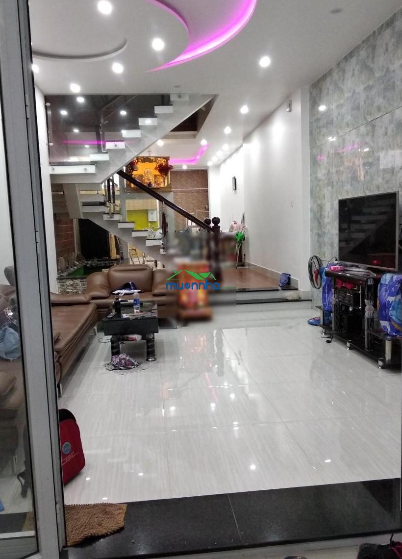 Sát đầm sen!!! chỉ 7,2 tỷ có ngay nhà mới 3 tấm khu cư xá phú bình p5. dt: (4x12)m