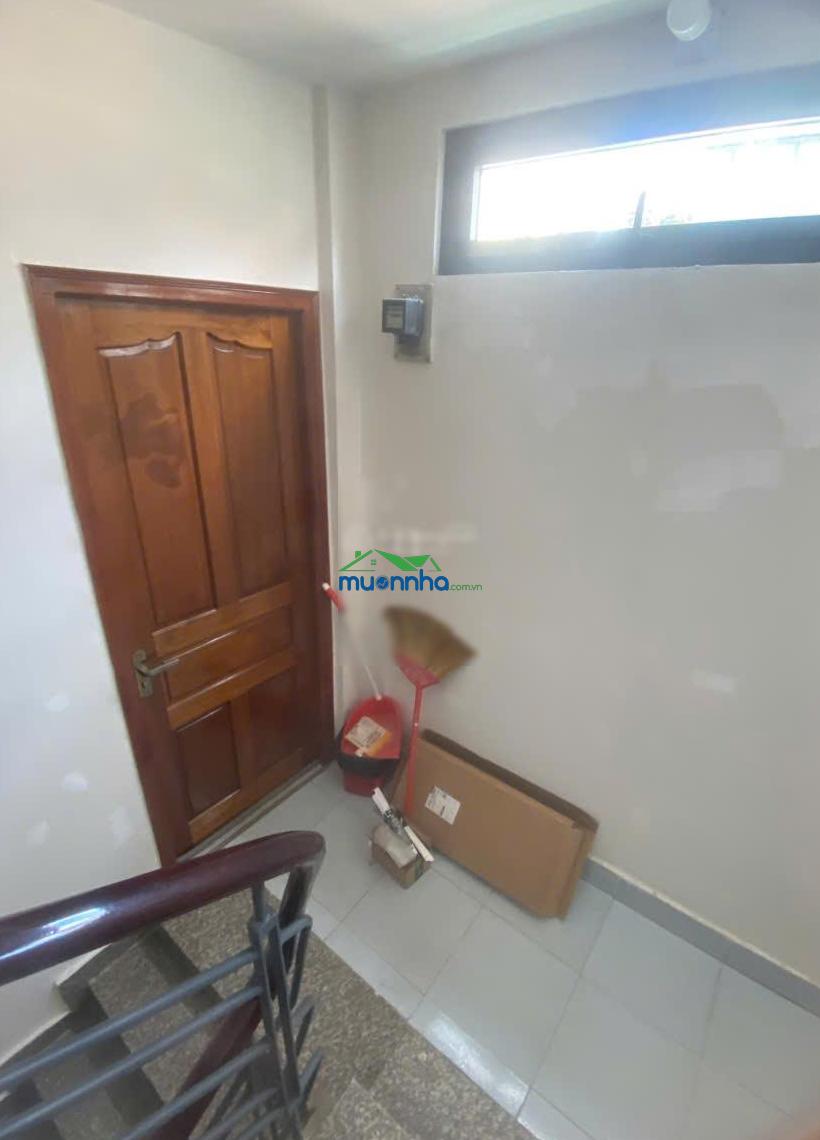 Chỉ 12,8 tỷ sở hữu nhà ngay khu sân bay với dt 5x15m - trệt 2 lầu - 2 mặt tiền trước sau - 3