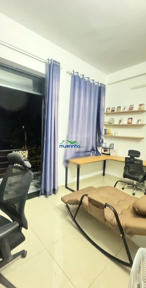 Bán nhà mặt tiền kinh doanh 3 tầng 50m2 5,7 tỷ sổ hồng 0764 994 ***