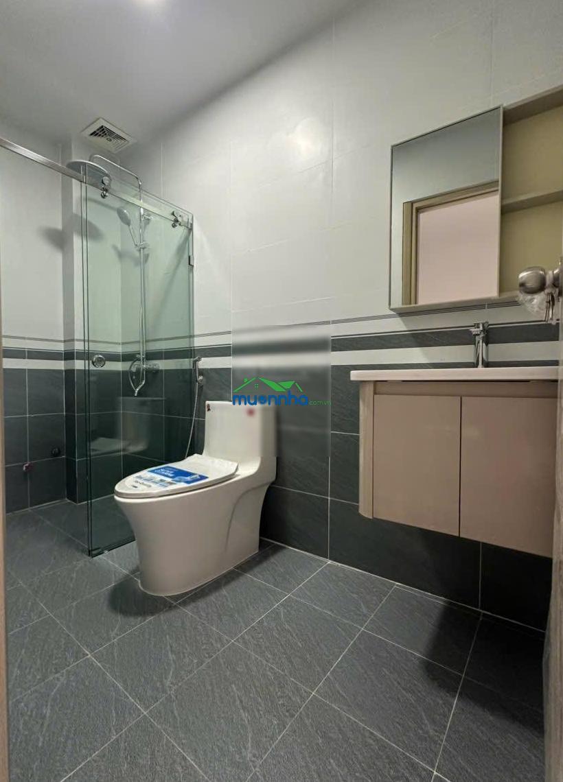 Nhà bán ngay cầu chữ y quận 8 đi quận 5 2 phút!! - 2