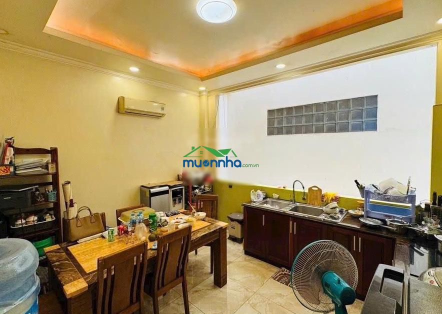 Phạm văn bạch sát mặt tiền p. tân sơn - khu vip đường bàn cờ - nhà 3 tầng - dt 4.5x15m - 4