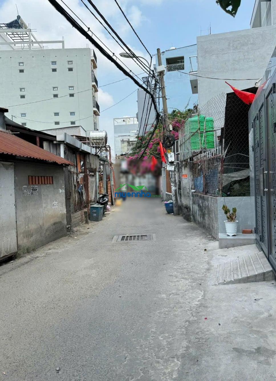 Bán nhà hxh phan văn trị, p7, gv, 4m x 28m, cn 105m2 giá 8.7 tỷ tl, (80tr/m2)