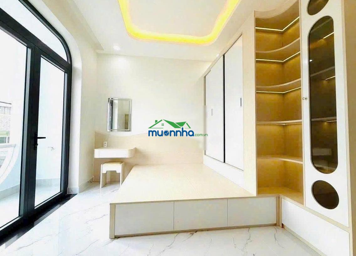 Bán nhà 1 trệt 2 lầu mới đẹp ngay vinhomes - sát bên vđ3. 5,25 tỷ