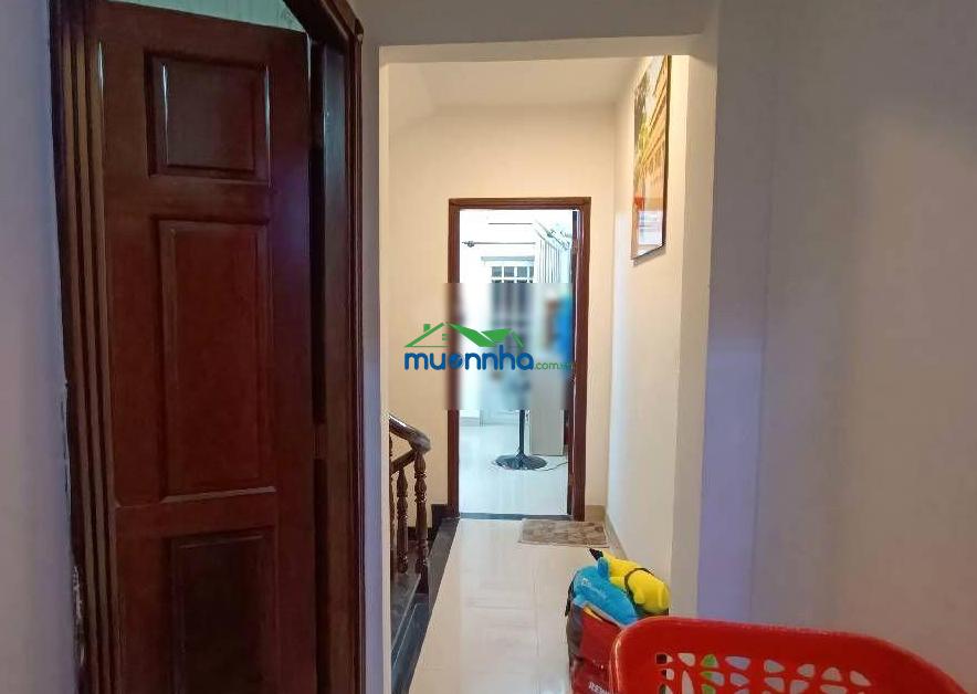 Bán nhà 4 tầng quận 7, dt 48m2, mặt tiền 4m, có 4 phòng ngủ, ngay cầu phú mỹ, nguyễn văn quỳ