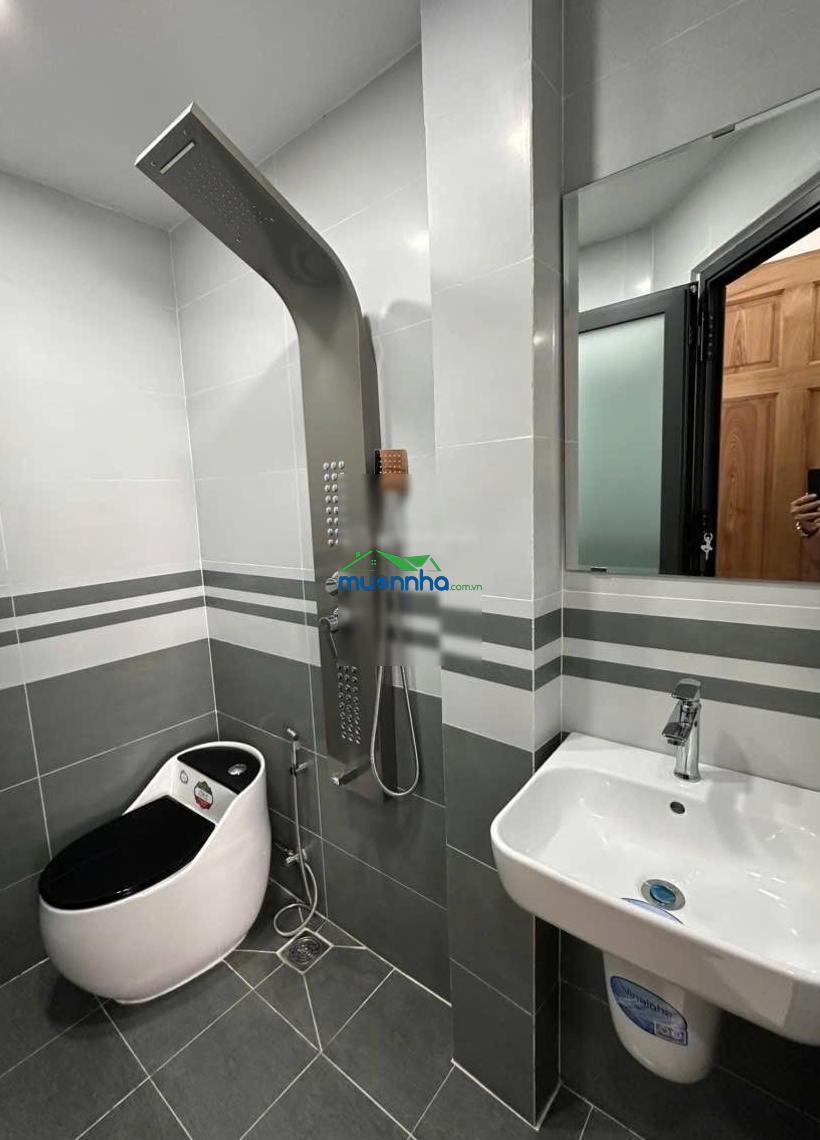 Bán nhà sát mt nguyễn văn đậu ô tô vào nhà ngang lớn 8.6x12m - 11 phòng cho thuê 45tr/th chỉ 10 tỷ
