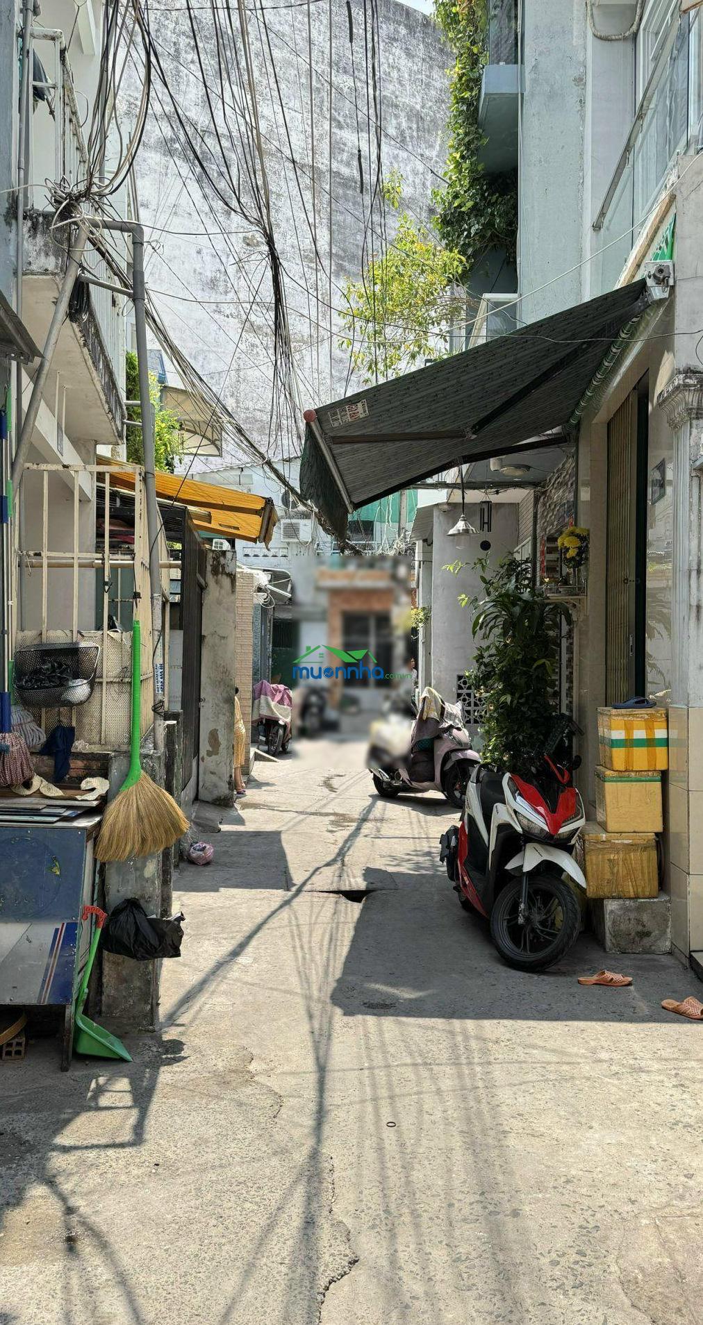 Bán nhà đường âu dương lân, quận 8, giáp q1, 60m2, 3 phòng, 2 tầng, cách 50m ra hẻm xe hơi, 5ty980 - 3
