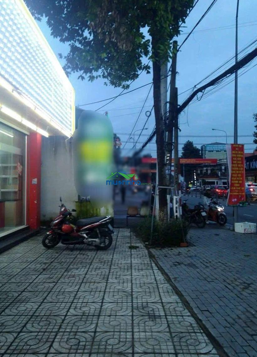 Cho thuê mặt bằng đẹp vị trí vàng tp. thủ dầu một - gần chợ, trường học ngã 4 đèn đỏ