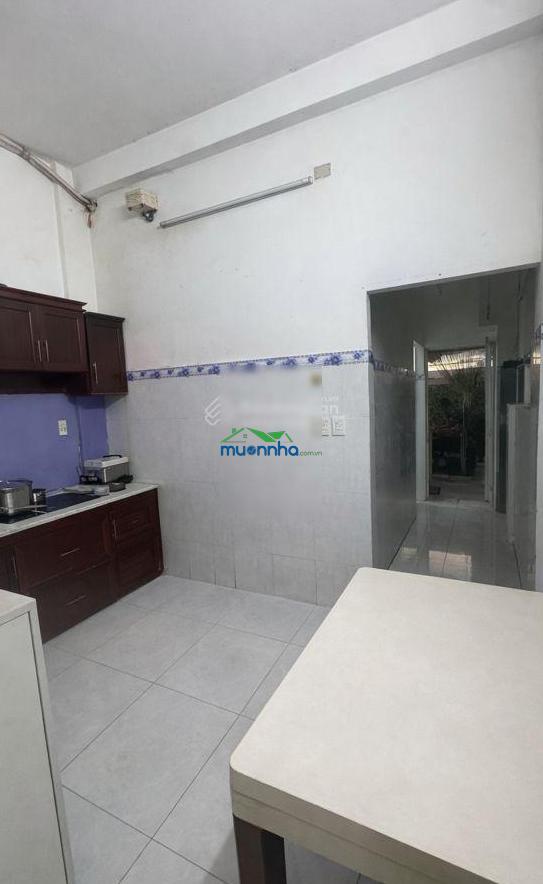 Bán gấp nhà, 2 tầng, khu ẩm thực cư xá phú lâm b, quận 6, ngay vinmart 72m2 giá chỉ 4,2 tỷ