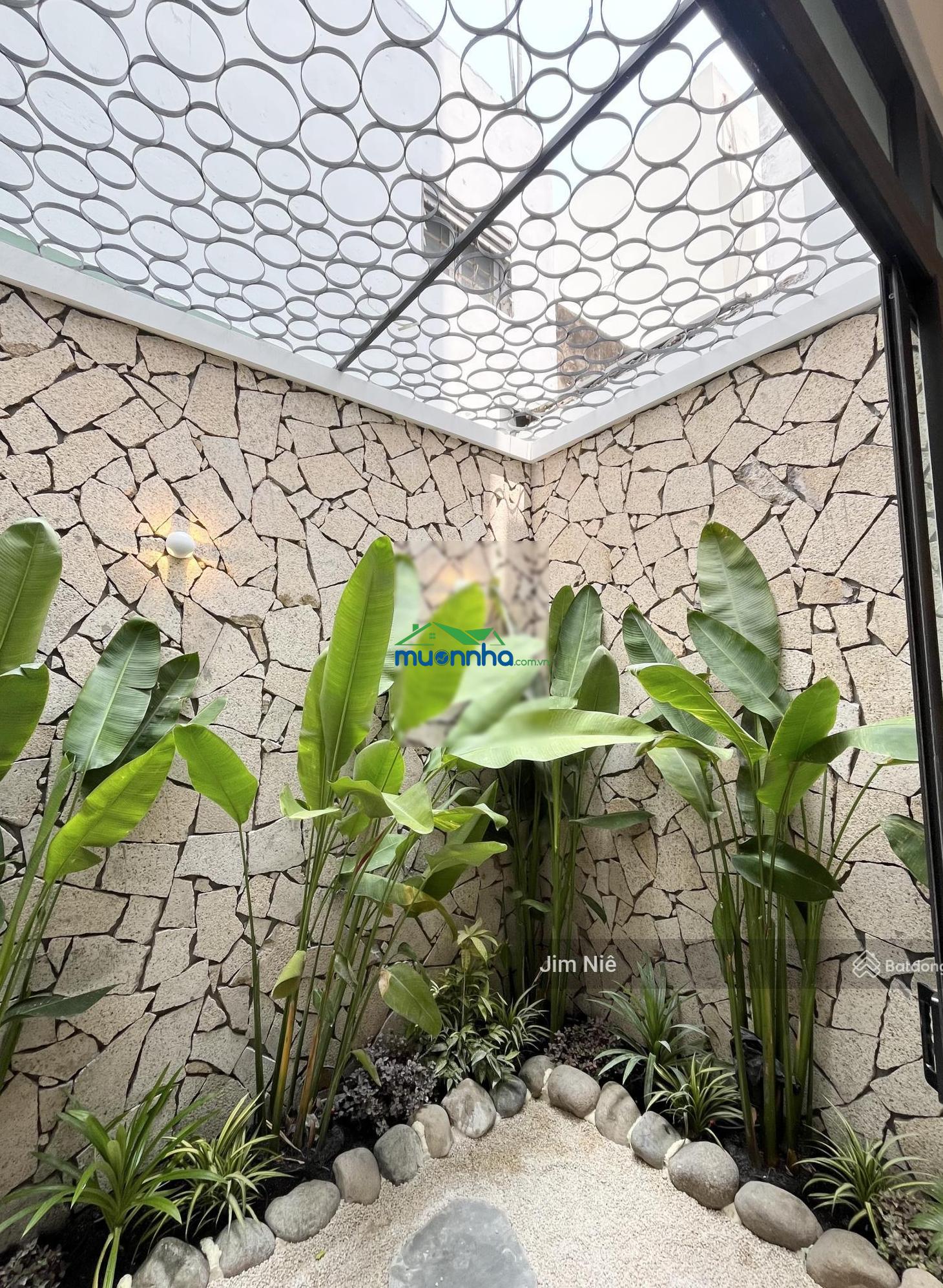 Nhà đẹp 5 tầng - ngay khu tên lửa - gần aeon mall - có thang máy - full nội thất. - 2