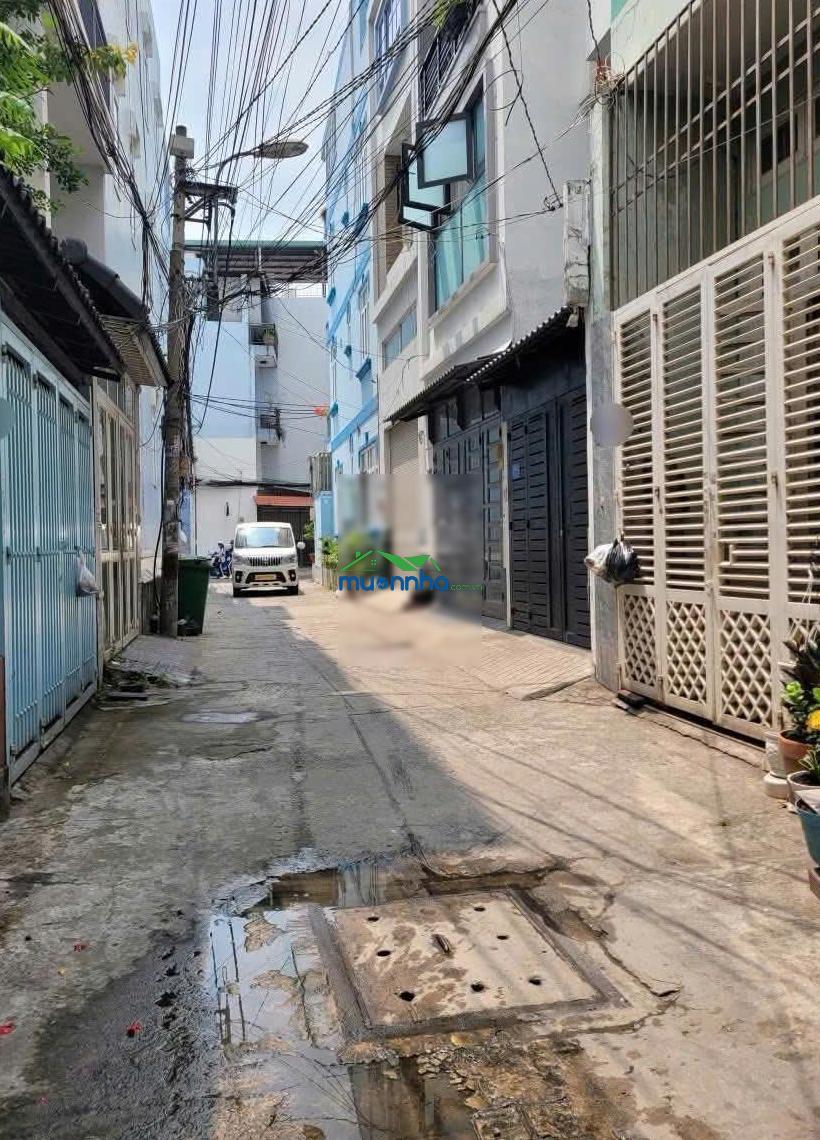 Bán nhà riêng hẻm xe hơi dương quảng hàm, p5, gv,dt: 4x11m, 1 lầu, 2pn, 2wc - 2