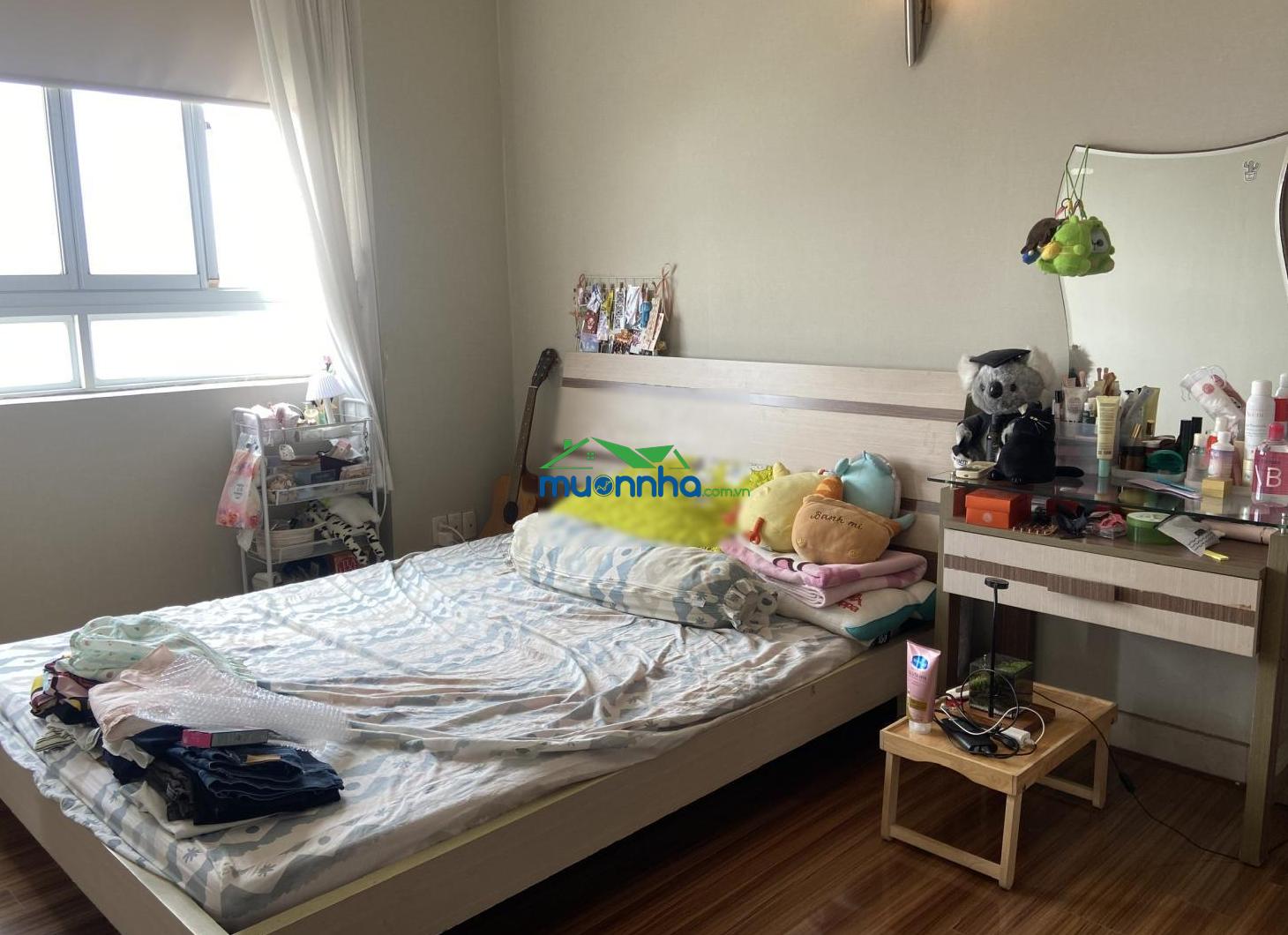 Cần cho thuê căn hộ hùng vương plaza p12. q5