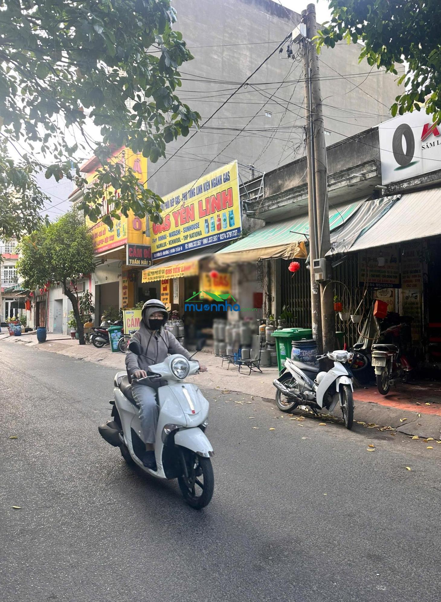 Bán dãy trọ 120m ngay chợ đêm việt lập sát phạm văn đồng shr, 8.6tỷ cho thuê 15tr/tháng.