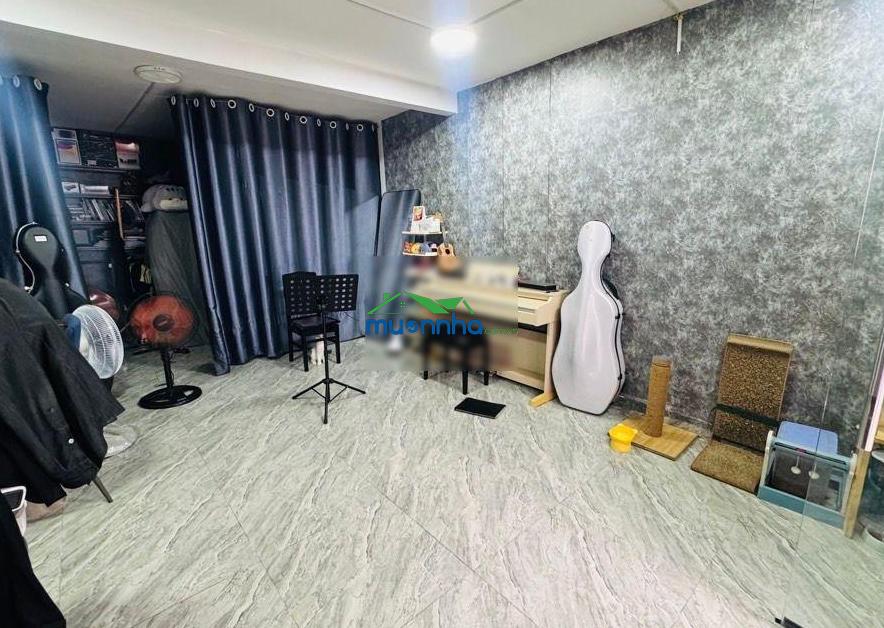 Khu vip nguyễn cửu vân. hxh tránh -- 3 tầng btct. 60m². 5pn. 5wc. sổ vuông. gần thị nghè.