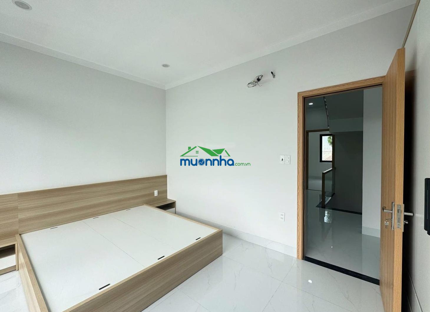 Cho thuê nhà 1 trệt 2 lầu phường phú mỹ 3pn-3wc có nội thất sân xe hơi