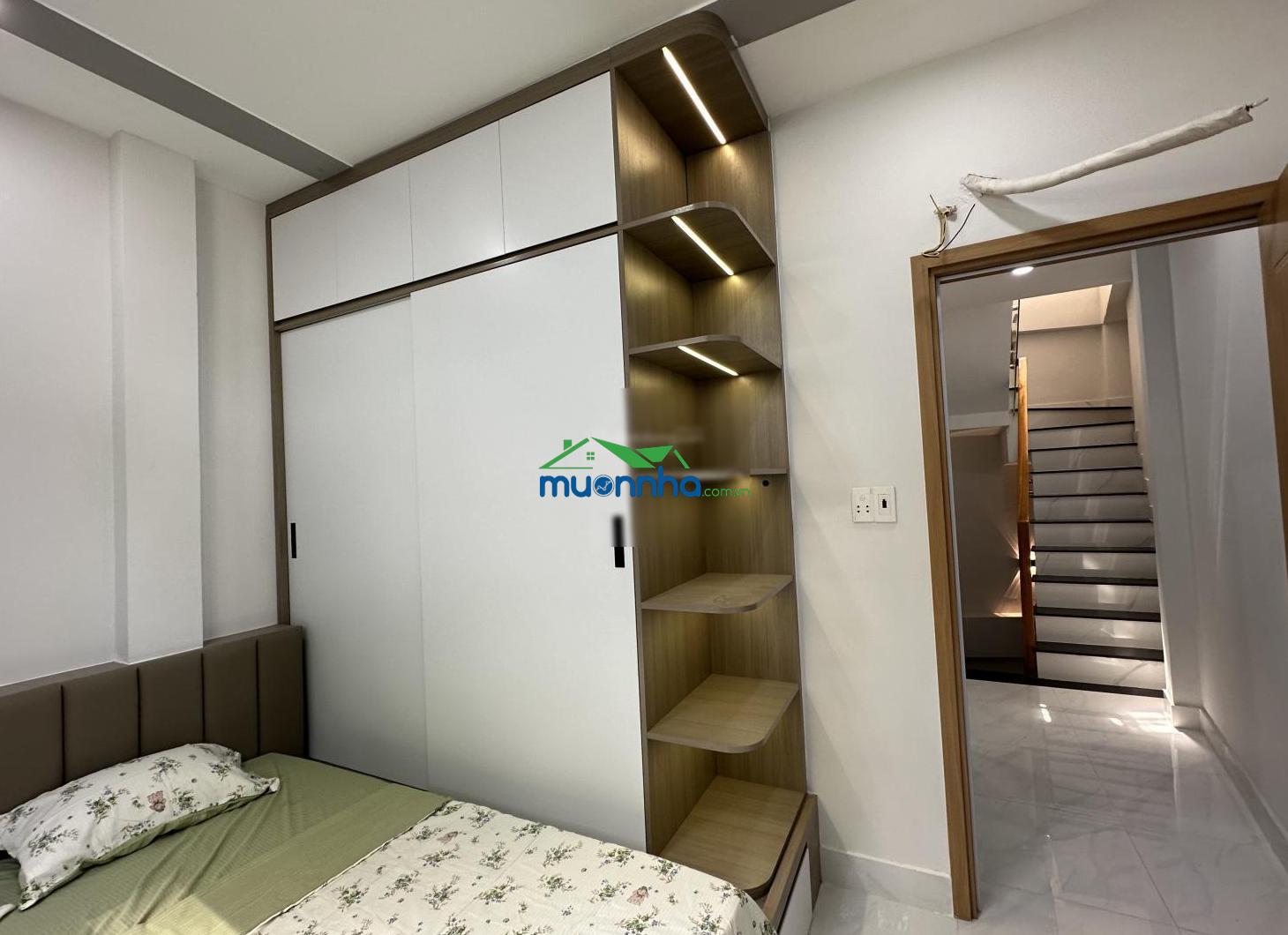 Bán nhà 3 tầng. cạnh đại học tôn đức thắng. sát quận 1. shr. gấp bán: 5 tỷ 9