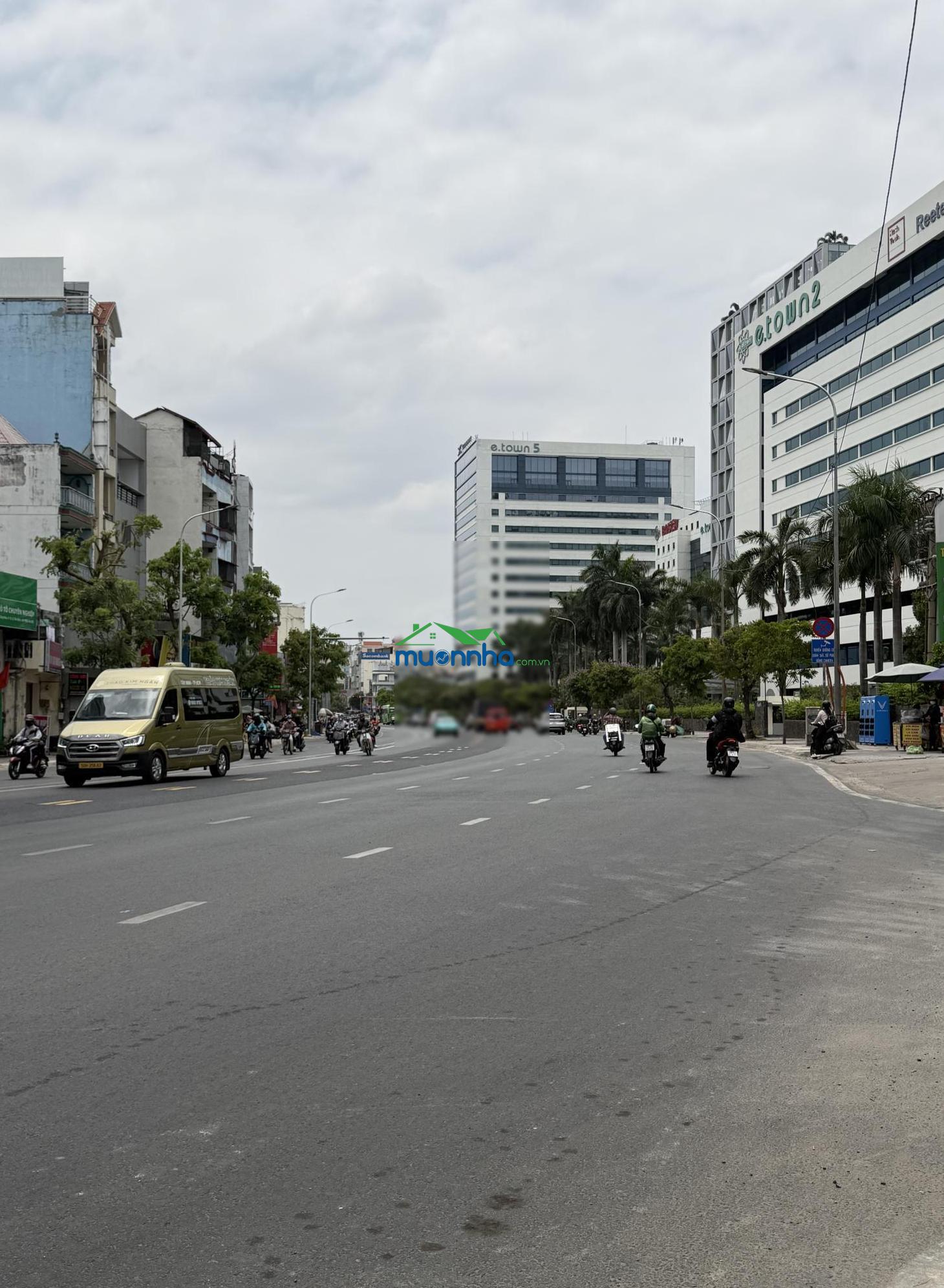 Rất gấp bán ! nhà đẹp 4tầng nhất chi mai, ngang 4m hơn giao cộng hoà nhỉnh 7tỷ hơn(tl mạnh) - 3