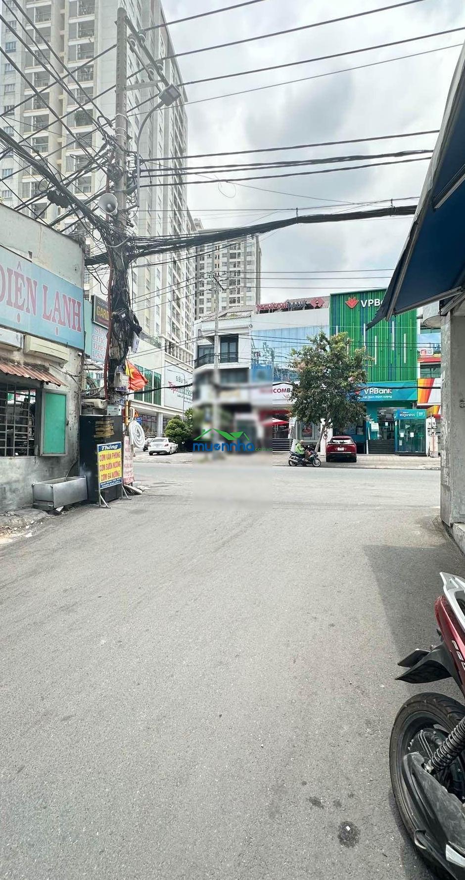 Nhà đẹp trung tâm thủ đức giá chỉ nhỉnh 6 tỷ hẻm xe hơi 139/21 đặng văn bi p. trường thọ