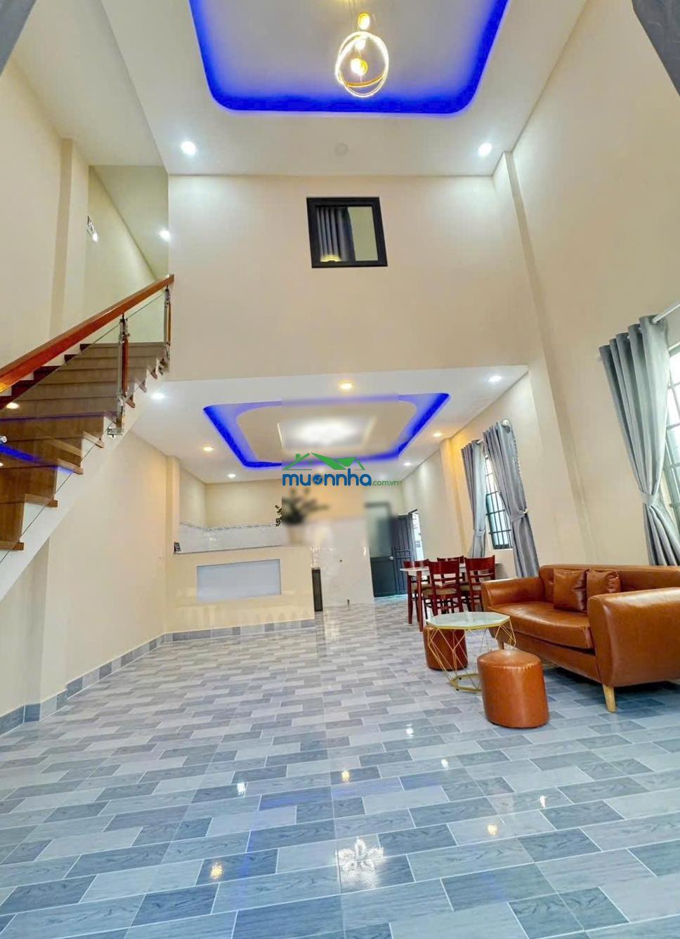 Gấp cần bán nhà 1 trệt 1 lửng gần tô ngọc vân, chợ tam hà, 60m2 đường xe hơi, 5ty4 tl chính chủ