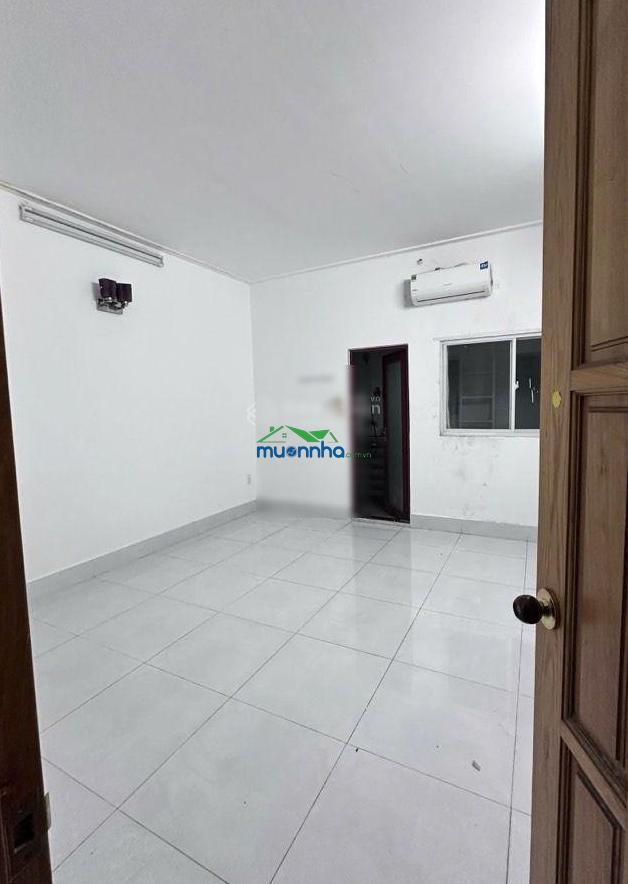 Duy nhất 66m2 giá 6 tỷ + nhà 3 tầng sổ sẵn, ngay mặt tiền chợ hiệp bình - gần vạn phúc city