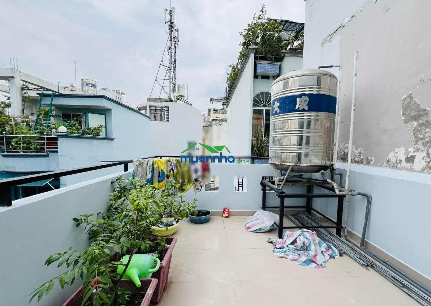 Nhà quận 1, 4 tầng sát hxh chỉ 5.5 tỷ tl