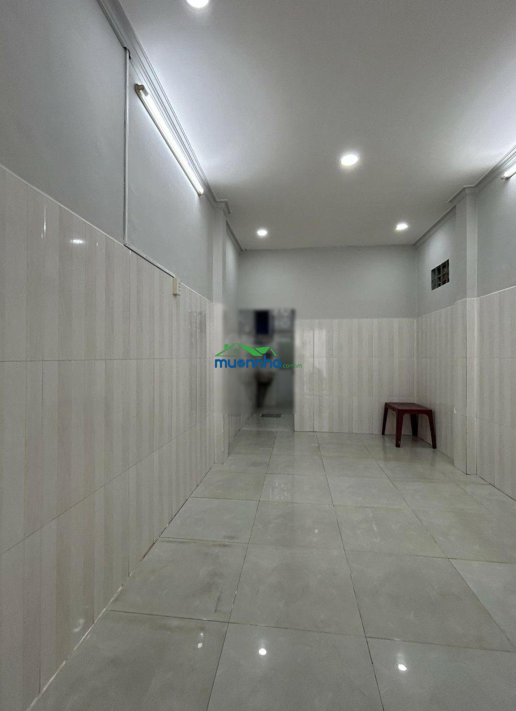 Sát quận 10. hẻm ô tô đỗ cửa. nhà mới ở ngay. 4 phòng ngủ. 4 tỷ 55 - 4