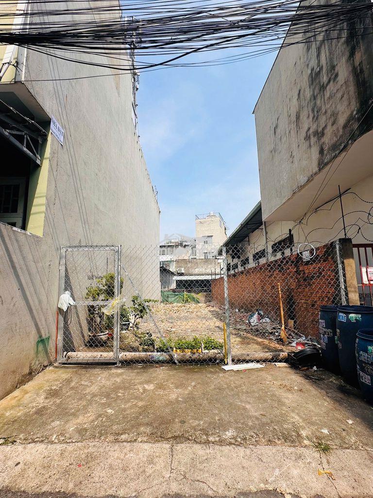 Chủ thiện chí bán lô đất 105.5m2-ngang 5m .giá 5.1 tỷ .lô đất vuông