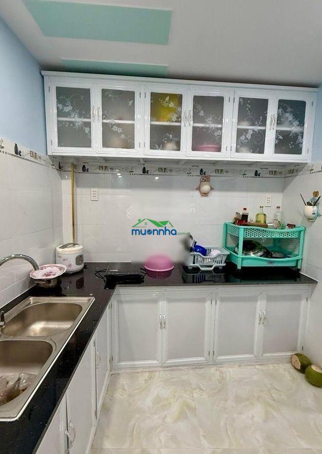Tân phú - bán nhà 2 tầng ngay trung tâm tân sơn nhì - 40m2 - 3,9 tỷ - 2