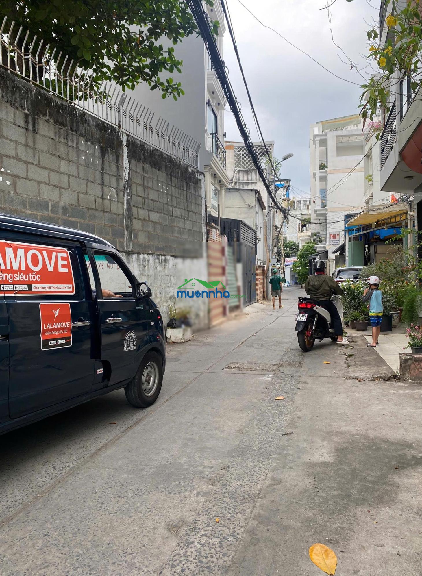 Quá rẻ! bán nhà hẻm xe hơi nơ trang long, sát phú nhuận, diện tích lớn 10x12m (117m2) chỉ 9.5 tỷ tl